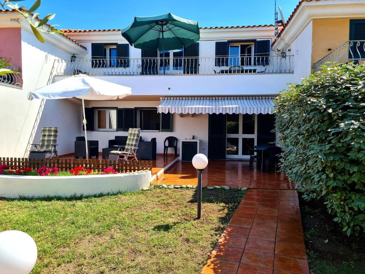 サンタ・テレーザ・ガッルーラ Casa Mareヴィラ エクステリア 写真